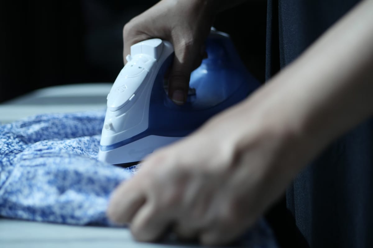 Repasser vos vêtements: notre guide du débutant